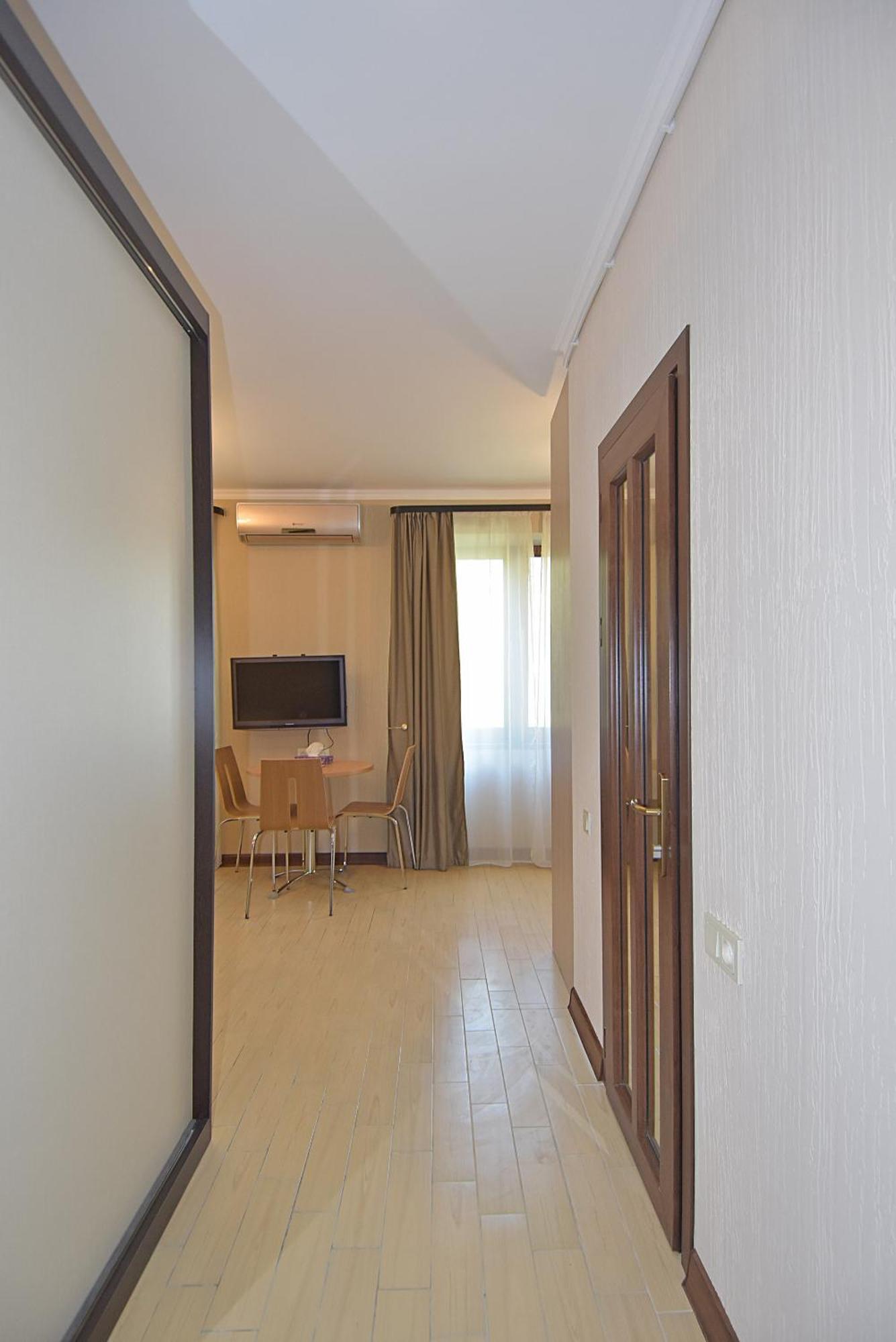 Studioapart In Downtown Yerevan Exterior photo